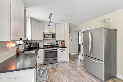 28 Westwood Drive, Bayville, NJ 08721 - Photo 3