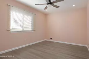 2 Elizabeth Ct, Tinton Falls, NJ 07724 - Photo 23