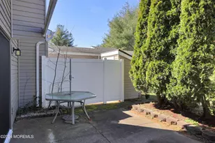 2 Elizabeth Ct, Tinton Falls, NJ 07724 - Photo 23