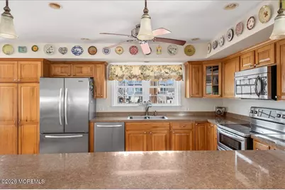 425 8th Avenue, Ortley Beach, NJ 08751 - Photo 3