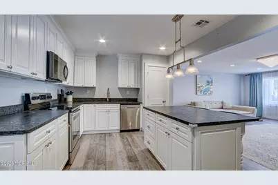107 Monmouth Road, Monroe Township, NJ 08831 - Photo 19