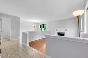 242 Perth Hill Ct, Aberdeen Township, NJ 07747 - Photo 5