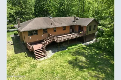 57 Roosevelt Avenue, Morganville, NJ 07751 - Photo 37