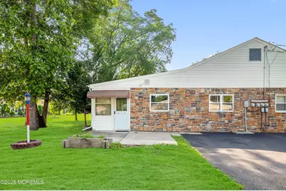 5 Chestnut Street #C, Toms River Township, NJ 08757 - Photo 3