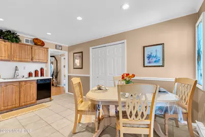 43 Piazza Correale #E, Freehold, NJ 07728 - Photo 11