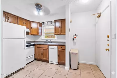 321 Shore Drive #18, Highlands, NJ 07732 - Photo 5