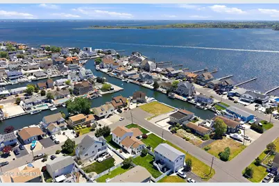 212 Riviera Drive, Toms River Township, NJ 08753 - Photo 45