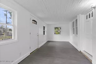 76 Peach St, Tinton Falls, NJ 07724 - Photo 3