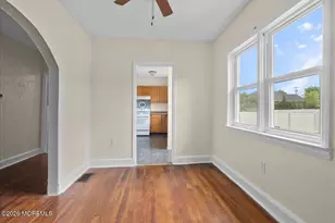 76 Peach St, Tinton Falls, NJ 07724 - Photo 15