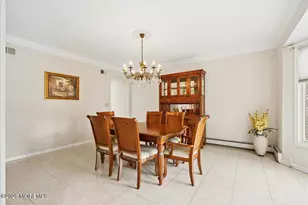 5 Martin Ct, Manalapan Township, NJ 07726 - Photo 9