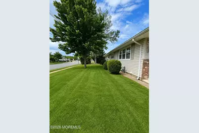 1698 Yorktowne Boulevard, Toms River Township, NJ 08753 - Photo 3