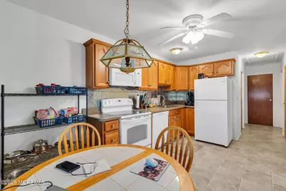 65 B Kennedy Drive #B, Whiting, NJ 08759 - Photo 9