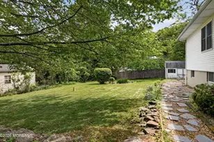 16 Oneida Ave, Atlantic Highlands, NJ 07716 - Photo 5