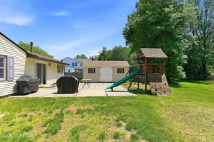 28 Maxwell Ln, Manalapan Township, NJ 07726 - Photo 29