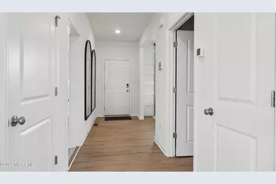 445 Ridge Avenue, Hamilton Township, NJ 08610 - Photo 3