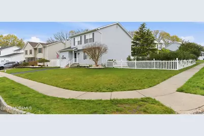 32 Bronia Street, Howell Township, NJ 07731 - Photo 3