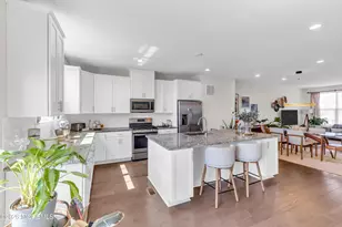 28 Kelly Wy, Tinton Falls, NJ 07724 - Photo 13