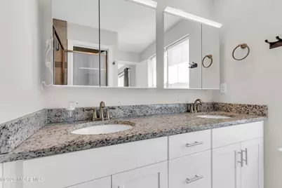 28 Kelly Way, Tinton Falls, NJ 07724 - Photo 27