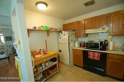 8 Revere Court, Whiting, NJ 08759 - Photo 7