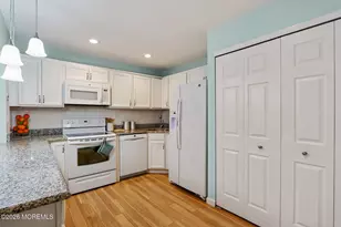 65 Lexington Ct, Red Bank, NJ 07701 - Photo 15
