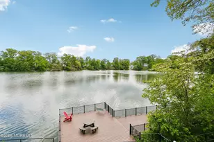 65 Lexington Ct, Red Bank, NJ 07701 - Photo 33