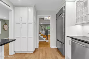 17 Hilltop Terrace N, Red Bank, NJ 07701 - Photo 9