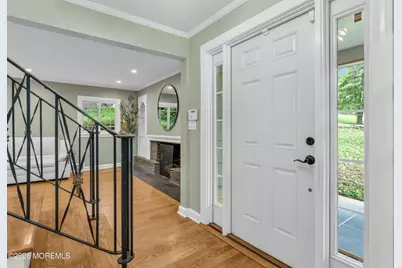 17 Hilltop Terrace N, Red Bank, NJ 07701 - Photo 7