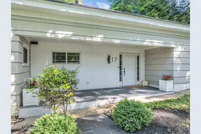 17 Hilltop Terrace N, Red Bank, NJ 07701 - Photo 3