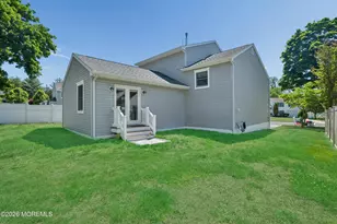 83 Wilson Cir W, Red Bank, NJ 07701 - Photo 19