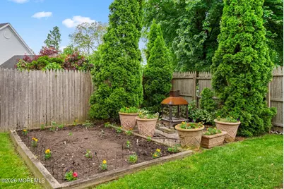 12 Ann Court, Hazlet Township, NJ 07730 - Photo 35
