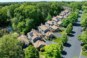 42 Fairway Blvd, Monroe Township, NJ 08831 - Photo 5