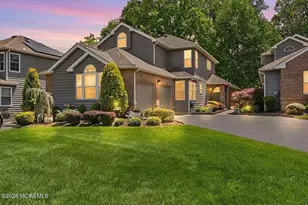 42 Fairway Blvd, Monroe Township, NJ 08831 - Photo 1
