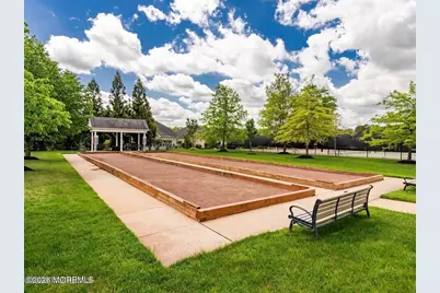 80 E Bosworth Boulevard, Farmingdale, NJ 07727 - Photo 49