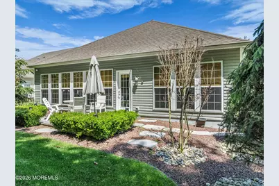 80 E Bosworth Boulevard, Farmingdale, NJ 07727 - Photo 7
