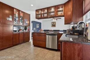 230 River Rd, Red Bank, NJ 07701 - Photo 15