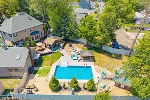 410 Thompson Ave, Middletown, NJ 07748 - Photo 47
