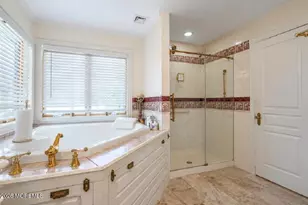 410 Thompson Ave, Middletown, NJ 07748 - Photo 27