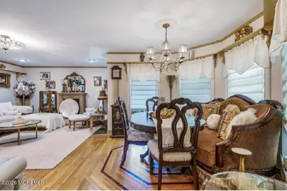 410 Thompson Avenue, Middletown, NJ 07748 - Photo 13