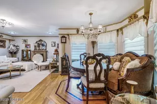 410 Thompson Ave, Middletown, NJ 07748 - Photo 13