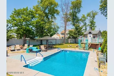 410 Thompson Avenue, Middletown, NJ 07748 - Photo 41