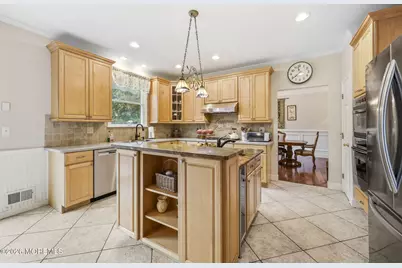 109 Janwich Drive, Morganville, NJ 07751 - Photo 13