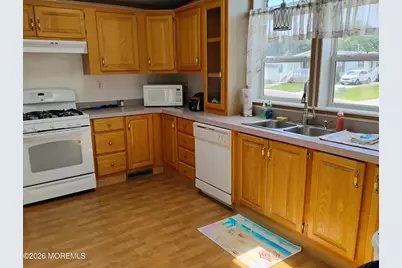 51 Pine Ridge Boulevard, Whiting, NJ 08759 - Photo 13