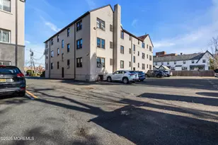 17 Leroy Pl, Red Bank, NJ 07701 - Photo 25