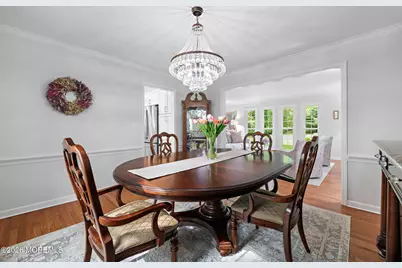 18 Lefferts Court, Middletown, NJ 07748 - Photo 11