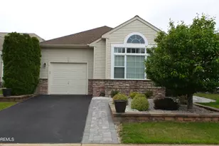 7 Marnier Ct, Manchester Township, NJ 08759 - Photo 3
