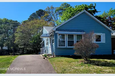 142 Hudson Parkway #A, Whiting, NJ 08759 - Photo 1