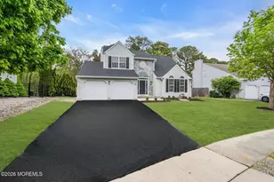 445 Vista Ct, Brick, NJ 08724 - Photo 3