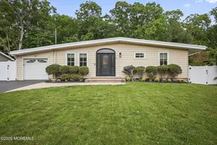 216 Parkview Ter, Lincroft, NJ 07738 - Photo 3