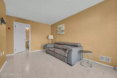 4 Aspen Lane, Freehold, NJ 07728 - Photo 13