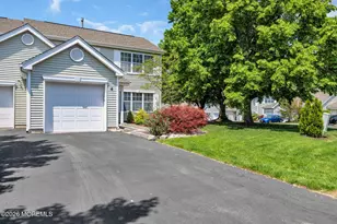 4 Aspen Ln, Freehold, NJ 07728 - Photo 35